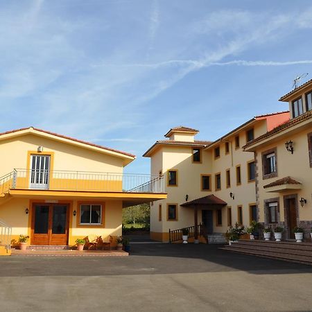 Hotel Alonso Llanes Exteriör bild